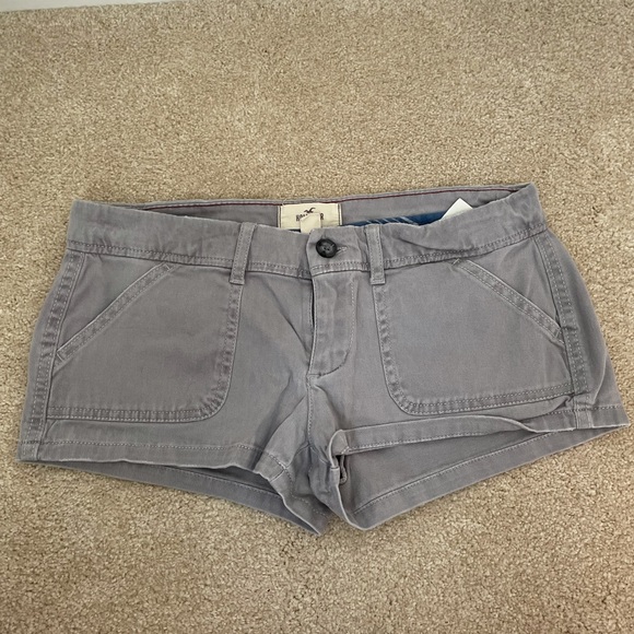 Gray hollister shorts - Picture 1 of 3